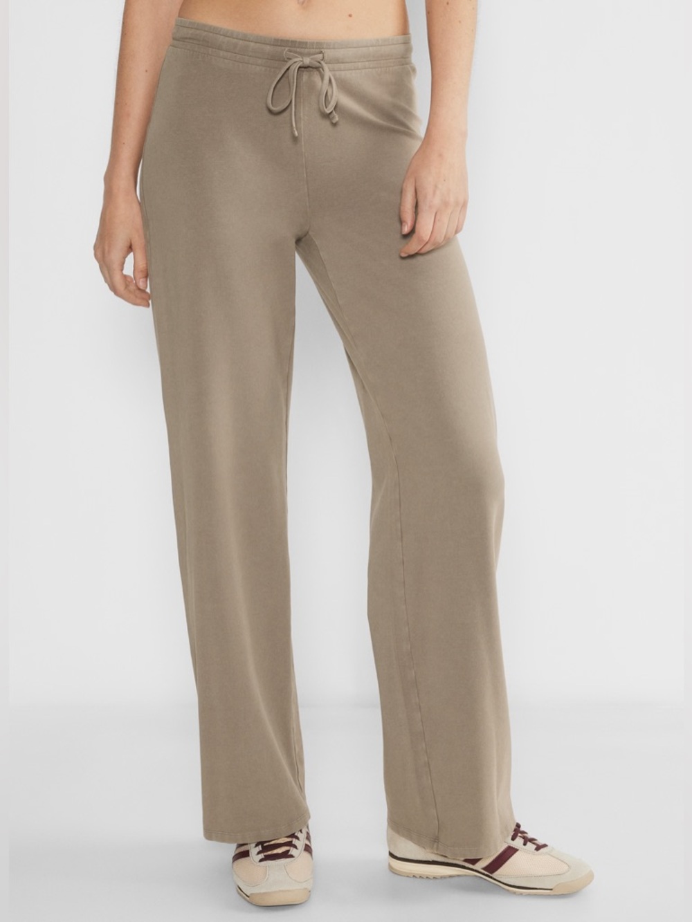 Aritzia TNA chill casual pants (BLACK)